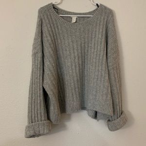 Cozy oversized large knit grey sweater